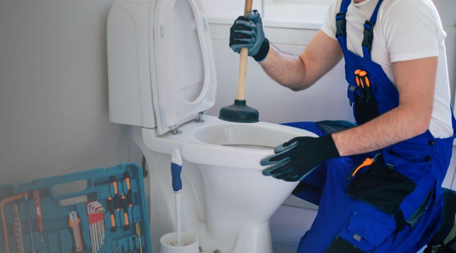 Professional expert plumbing services in Stockland, IL